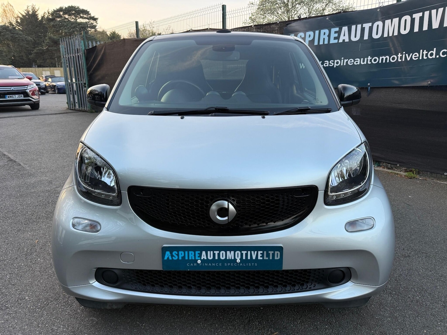 Used smart fortwo 2019 for sale - 78170931: Photo 2