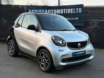 Used smart fortwo 2019 for sale - 78170931: Photo