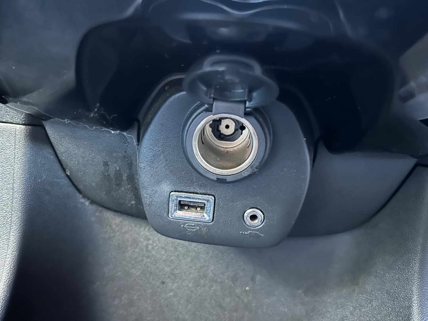Used Toyota AYGO 2017 for sale - 76294659: Photo 17