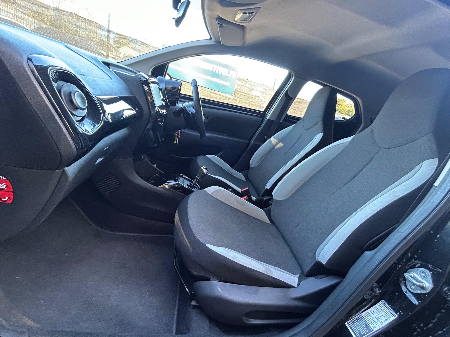 Used Toyota AYGO 2017 for sale - 76294659: Photo 9