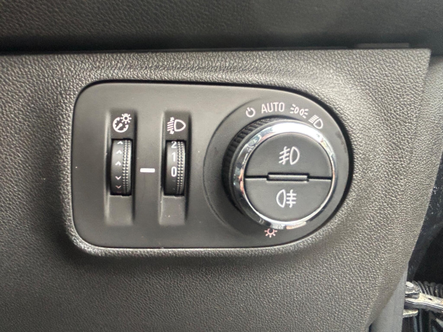 Used Vauxhall Corsa 2018 for sale - 76522241: Photo 27