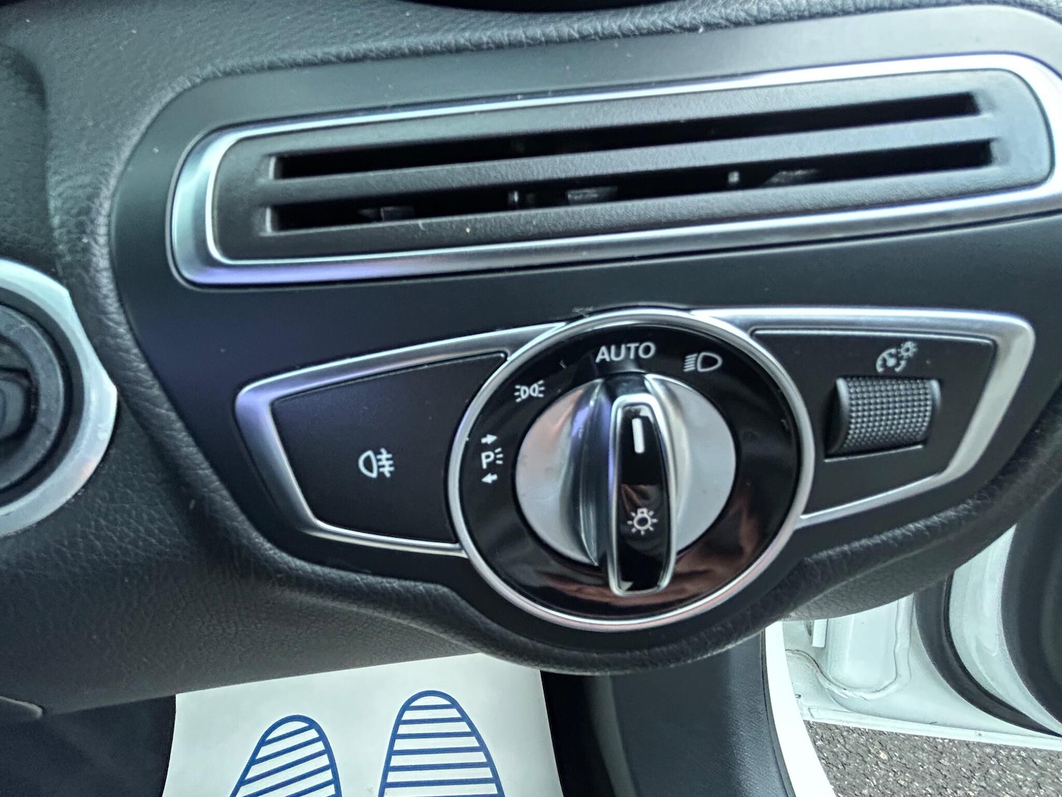 Used Mercedes-Benz C Class 2015 for sale - 77290509: Photo 28