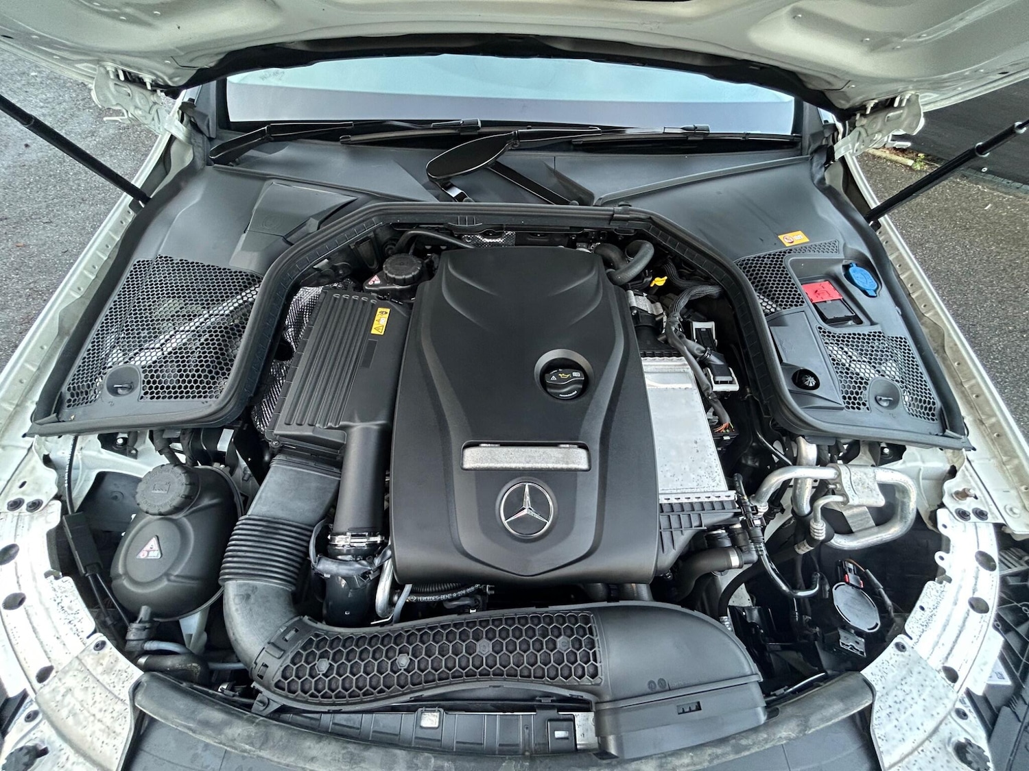 Used Mercedes-Benz C Class 2015 for sale - 77290509: Photo 35