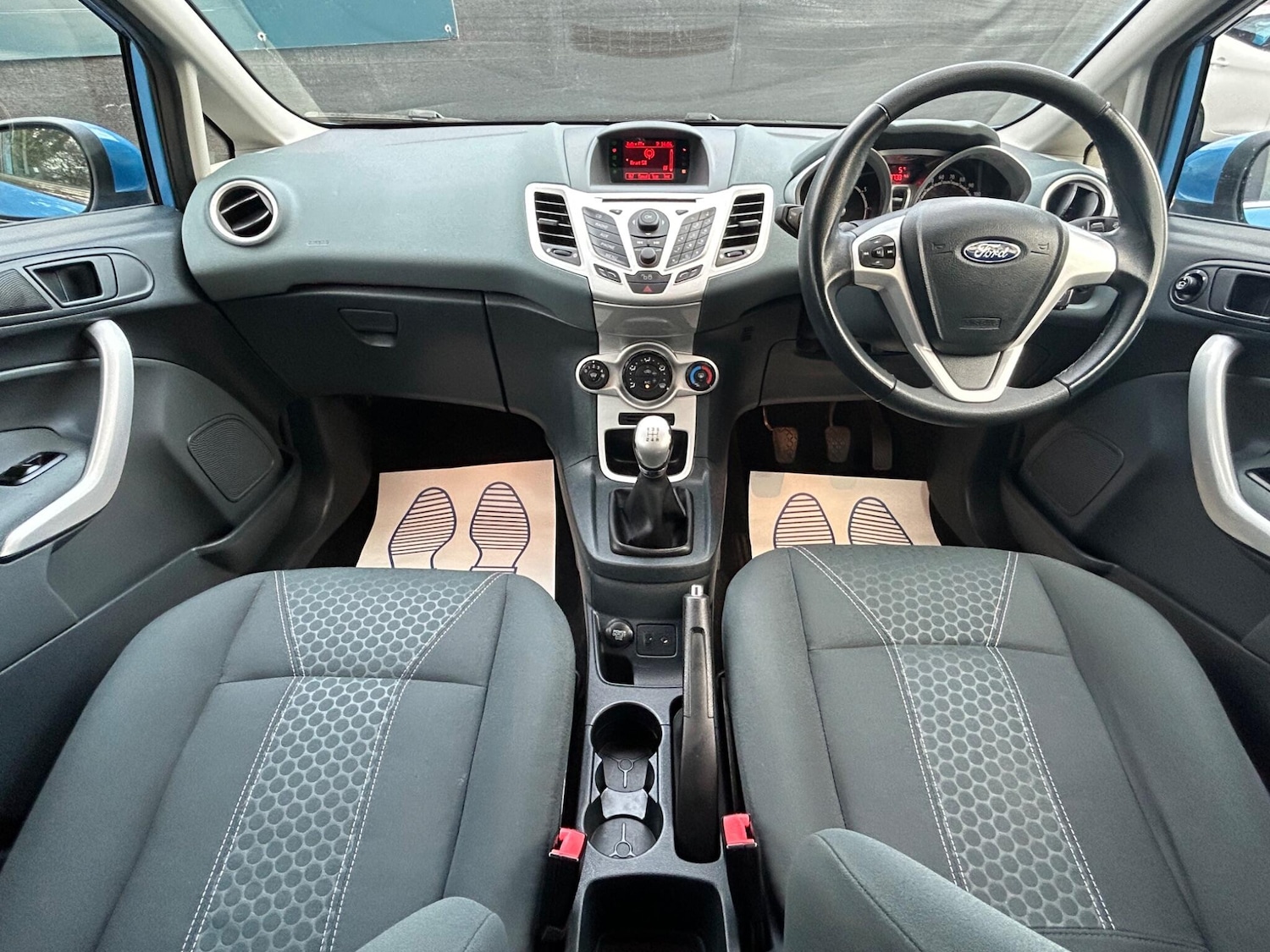 Used Ford Fiesta 2010 for sale - 76752513: Photo 15