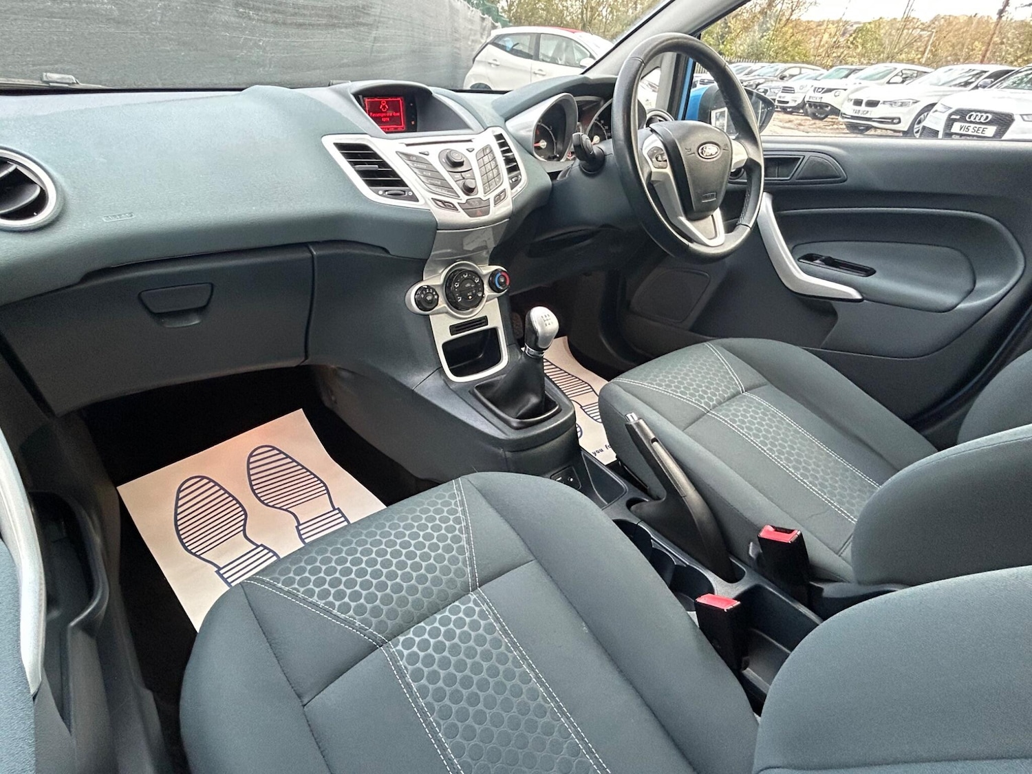 Used Ford Fiesta 2010 for sale - 76752513: Photo 16