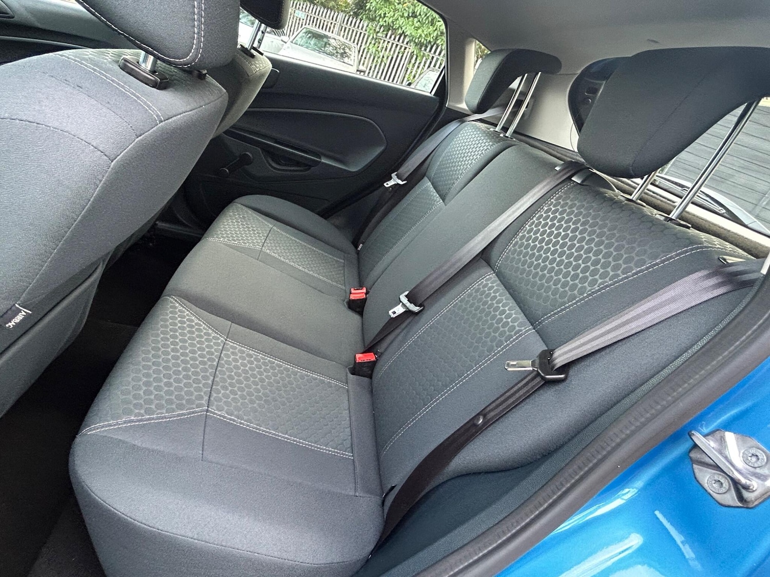 Used Ford Fiesta 2010 for sale - 76752513: Photo 17