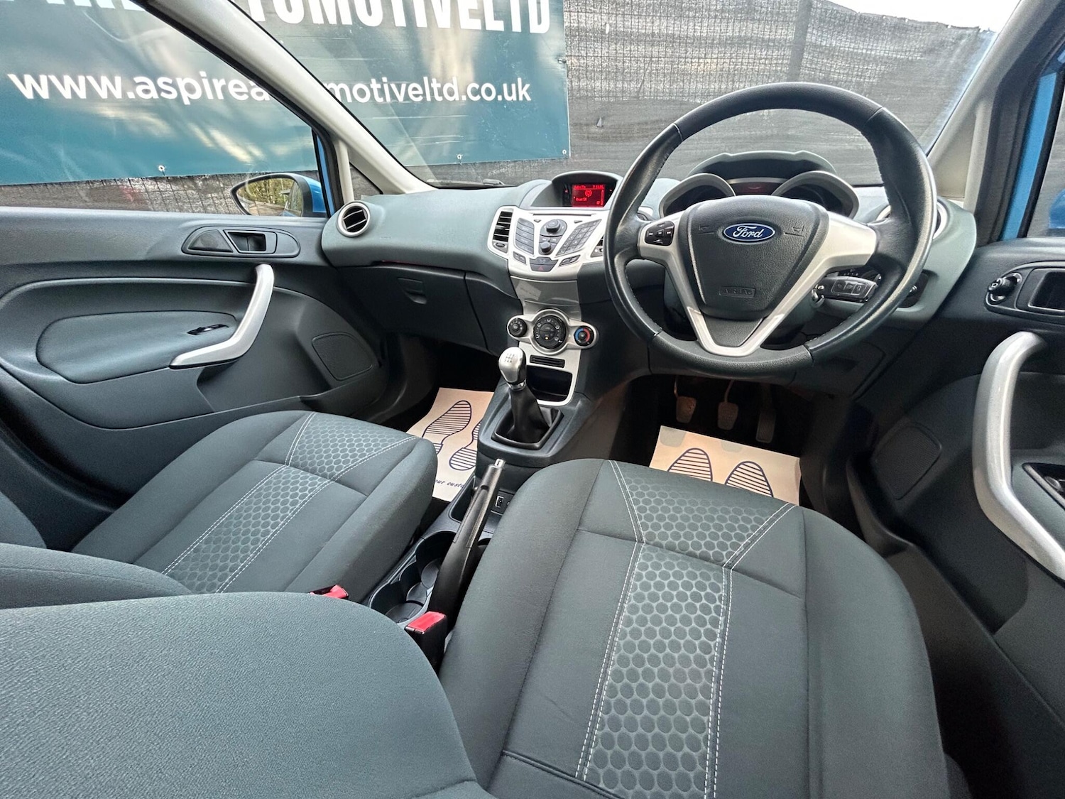 Used Ford Fiesta 2010 for sale - 76752513: Photo 19