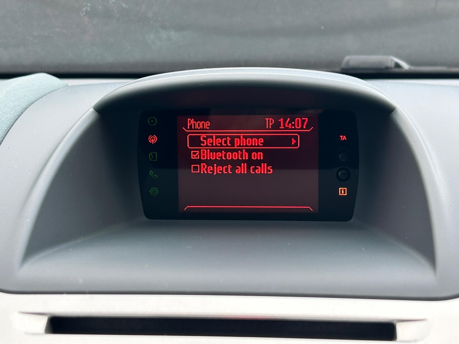 Used Ford Fiesta 2010 for sale - 76752513: Photo 41