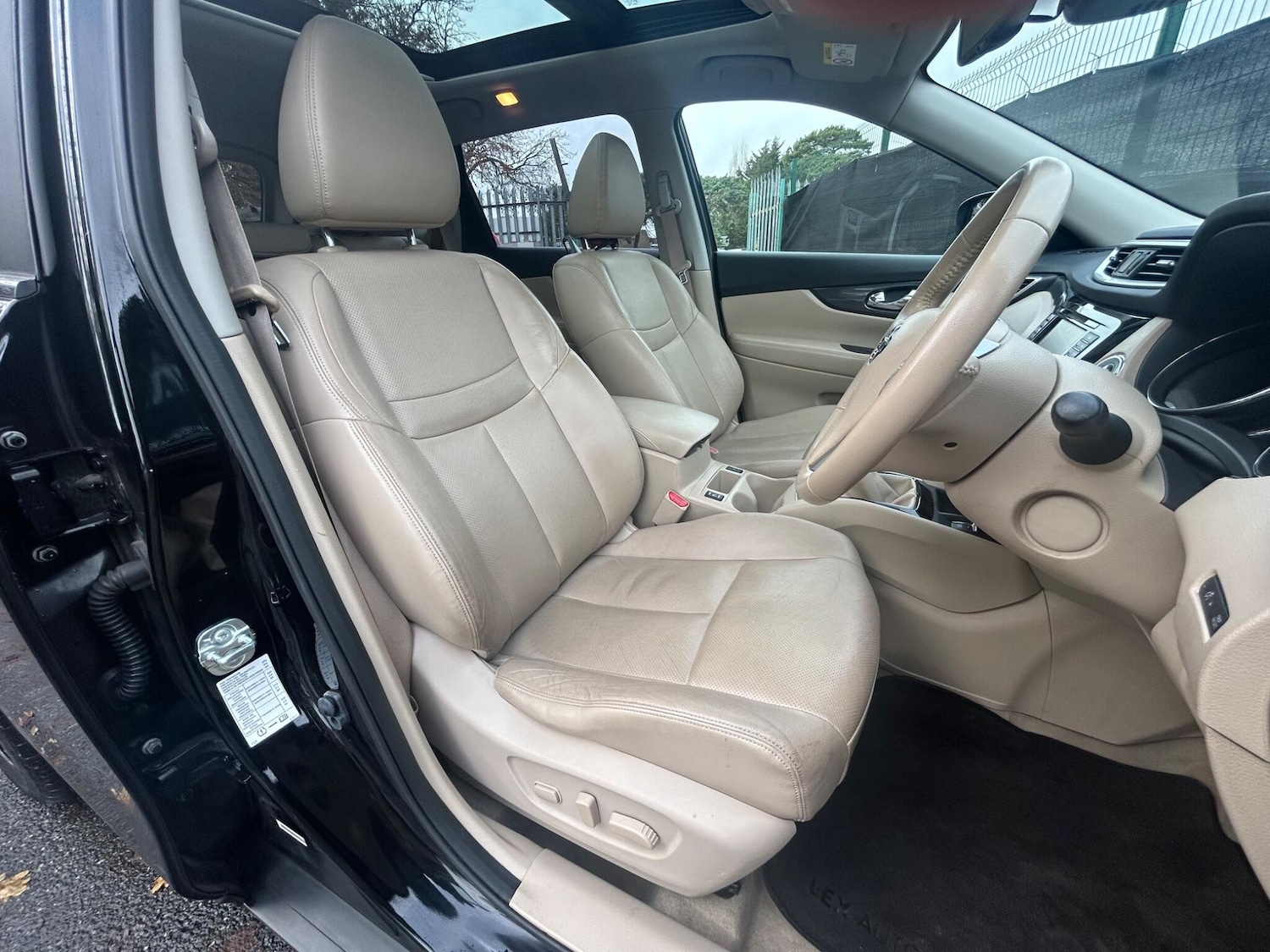 Used Nissan X-Trail 2016 for sale - 76952745: Photo 12