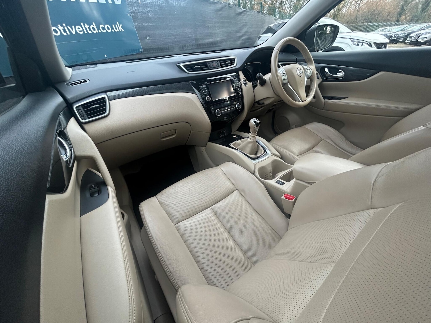 Used Nissan X-Trail 2016 for sale - 76952745: Photo 17