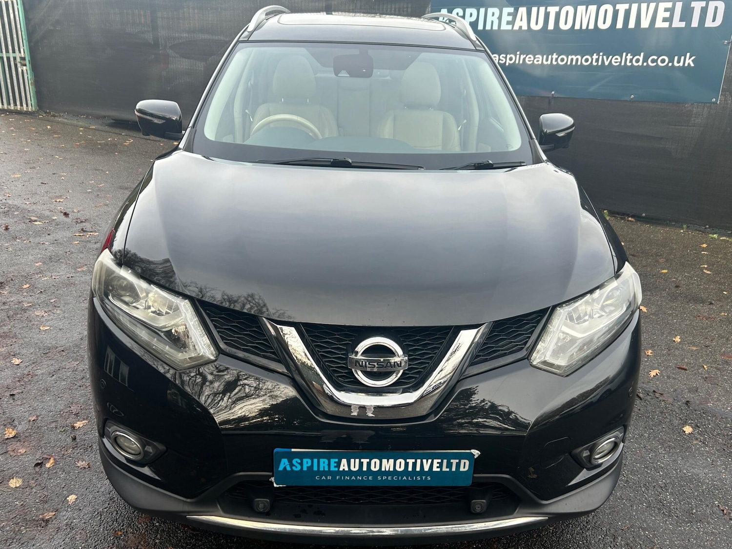 Used Nissan X-Trail 2016 for sale - 76952745: Photo 2