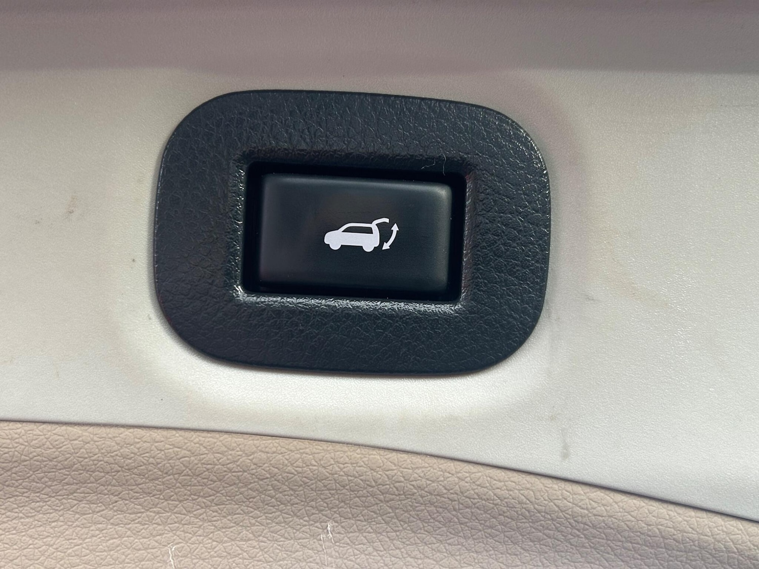 Used Nissan X-Trail 2016 for sale - 76952745: Photo 24