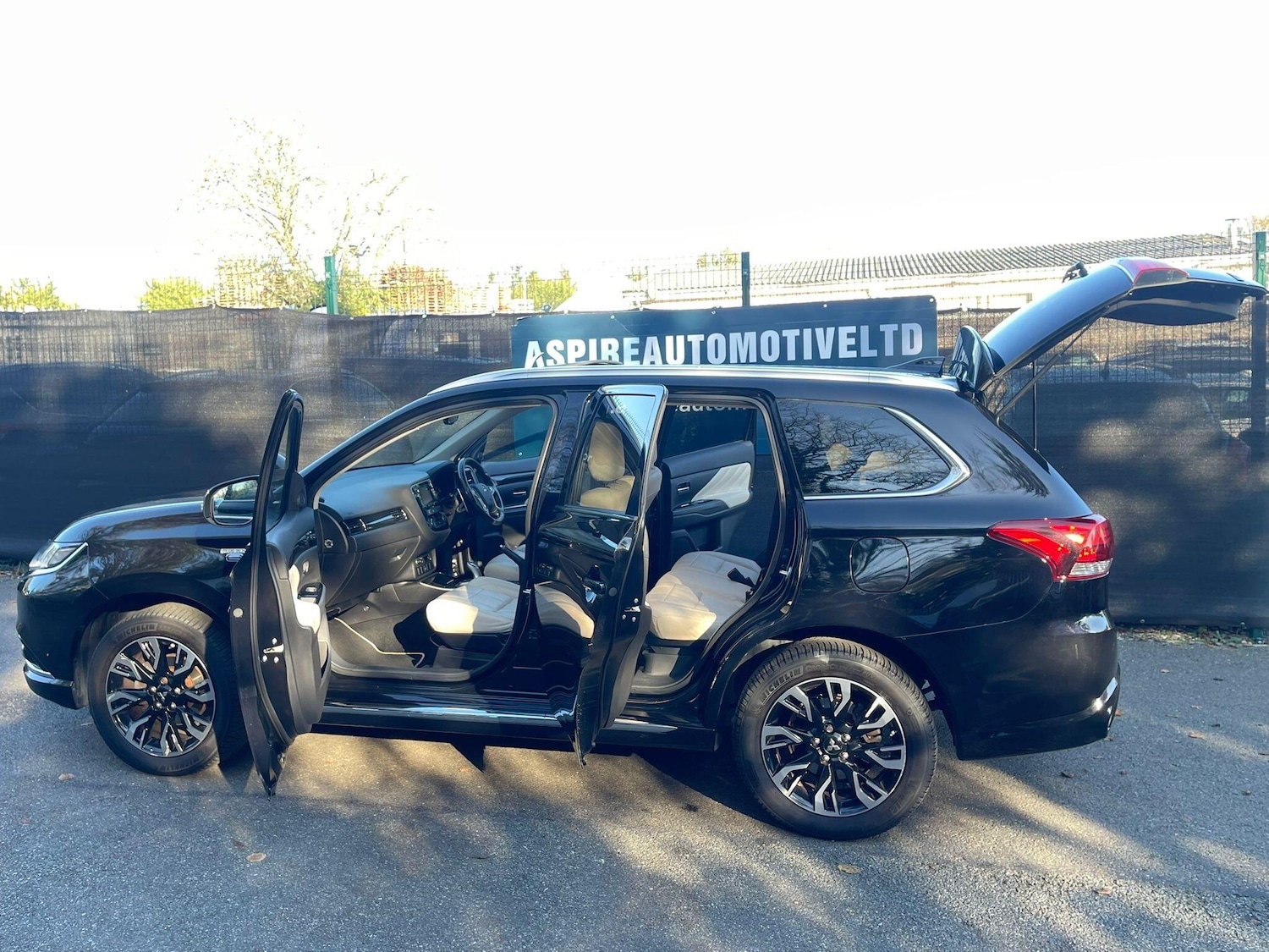 Used Mitsubishi Outlander 2016 for sale - 76658478: Photo 17