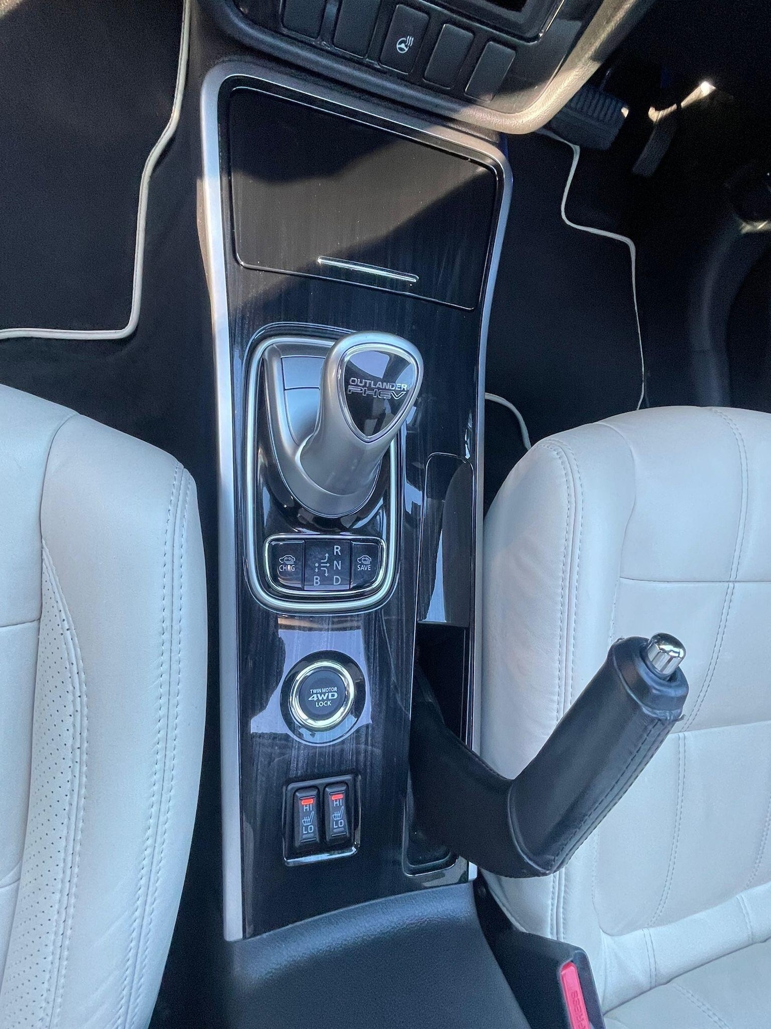 Used Mitsubishi Outlander 2016 for sale - 76658478: Photo 25