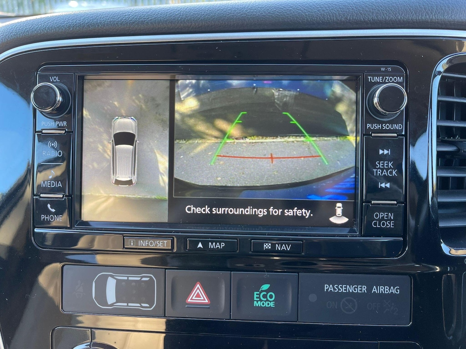 Used Mitsubishi Outlander 2016 for sale - 76658478: Photo 28