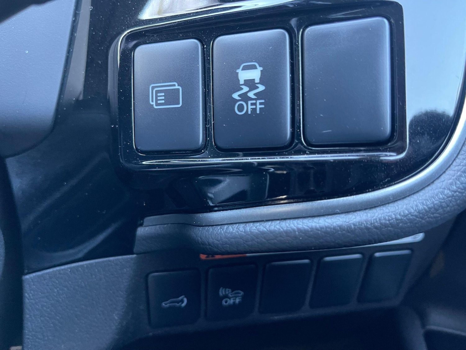 Used Mitsubishi Outlander 2016 for sale - 76658478: Photo 40