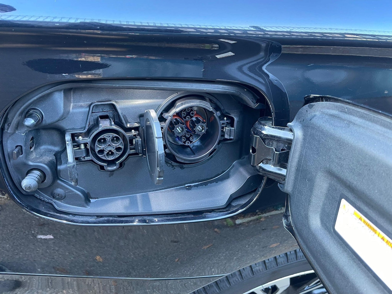 Used Mitsubishi Outlander 2016 for sale - 76658478: Photo 47