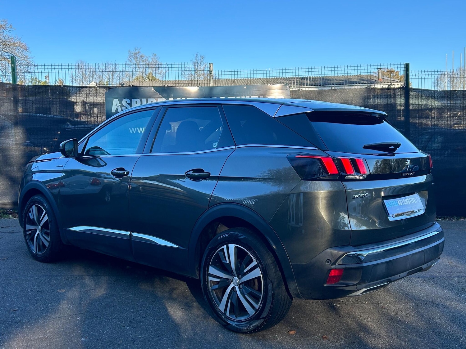 Used Peugeot 3008 2017 for sale - 76657866: Photo 7