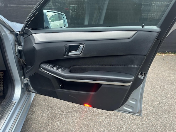 Used Mercedes-Benz E Class 2014 for sale - 76259721: Photo 19