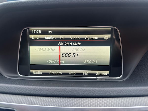 Used Mercedes-Benz E Class 2014 for sale - 76259721: Photo 29