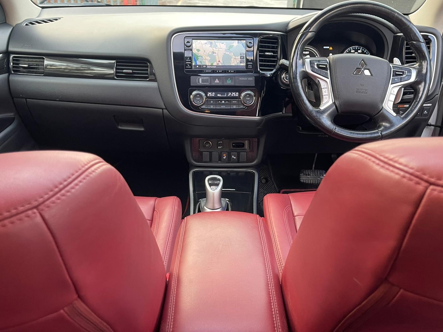 Used Mitsubishi Outlander 2017 for sale - 77230653: Photo 10