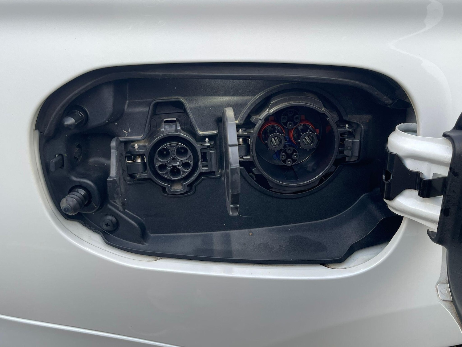 Used Mitsubishi Outlander 2017 for sale - 77230653: Photo 27