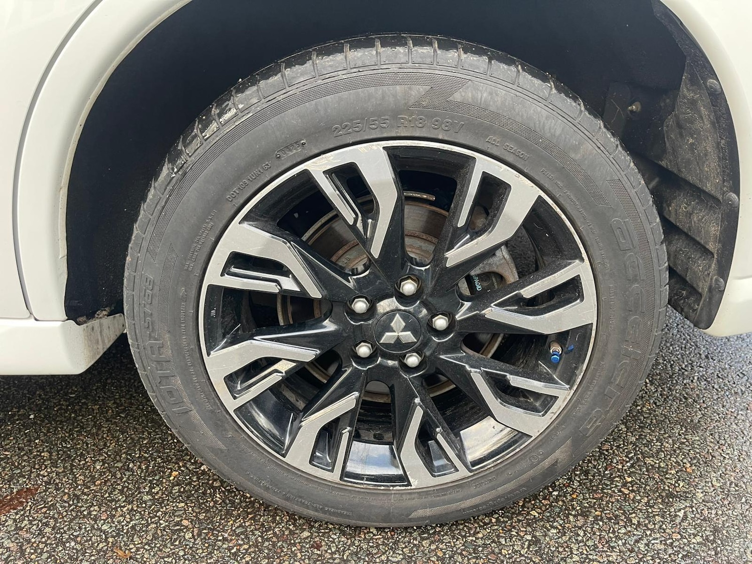 Used Mitsubishi Outlander 2017 for sale - 77230653: Photo 30