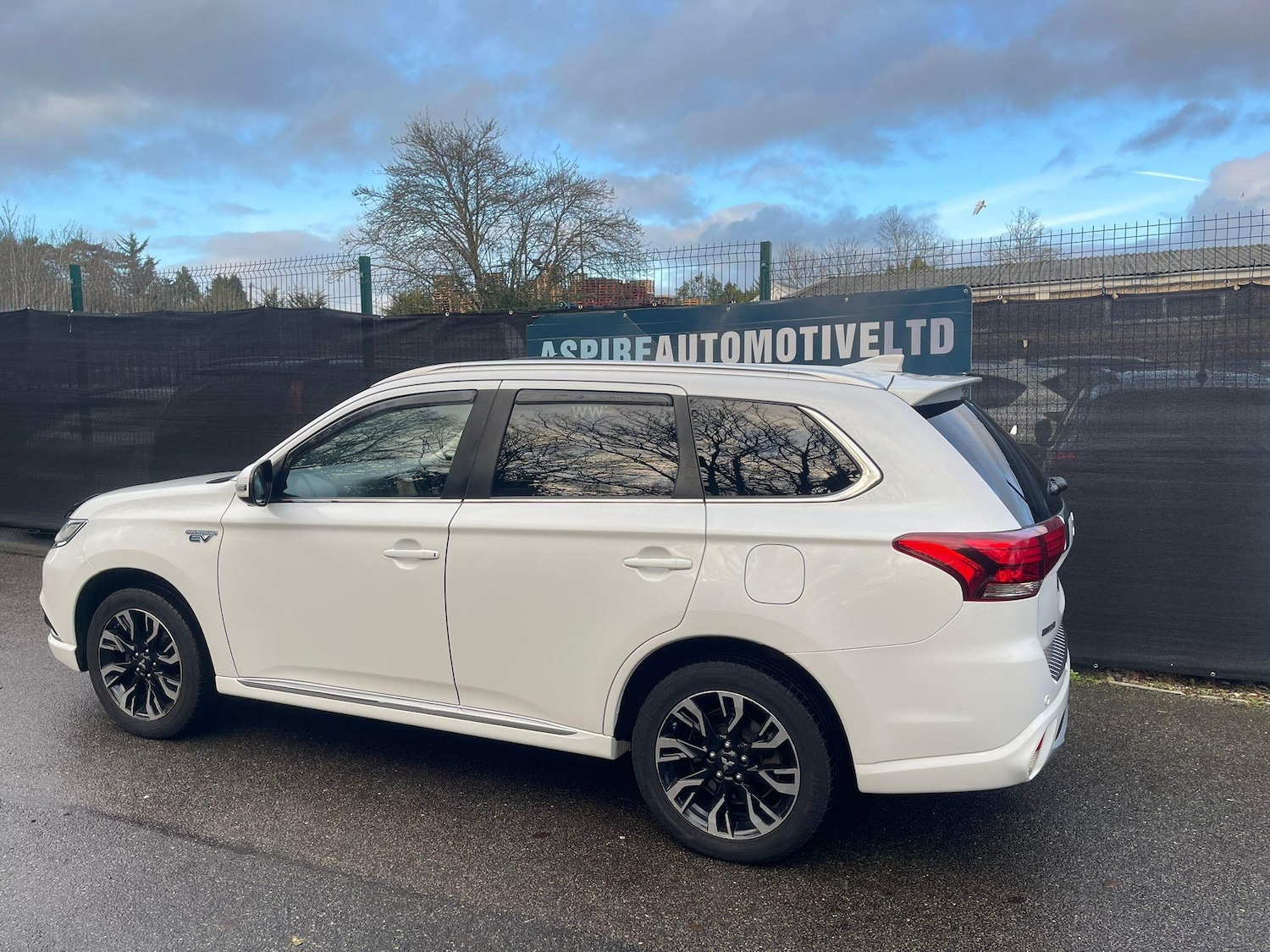 Used Mitsubishi Outlander 2017 for sale - 77230653: Photo 5