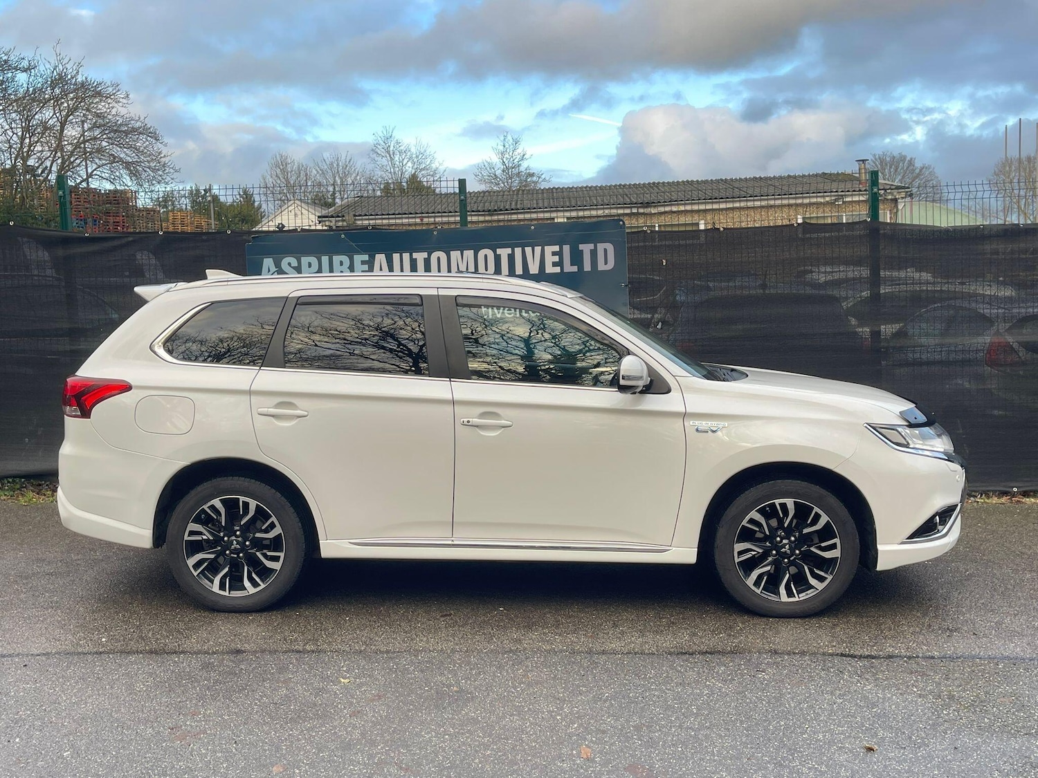 Used Mitsubishi Outlander 2017 for sale - 77230653: Photo 7