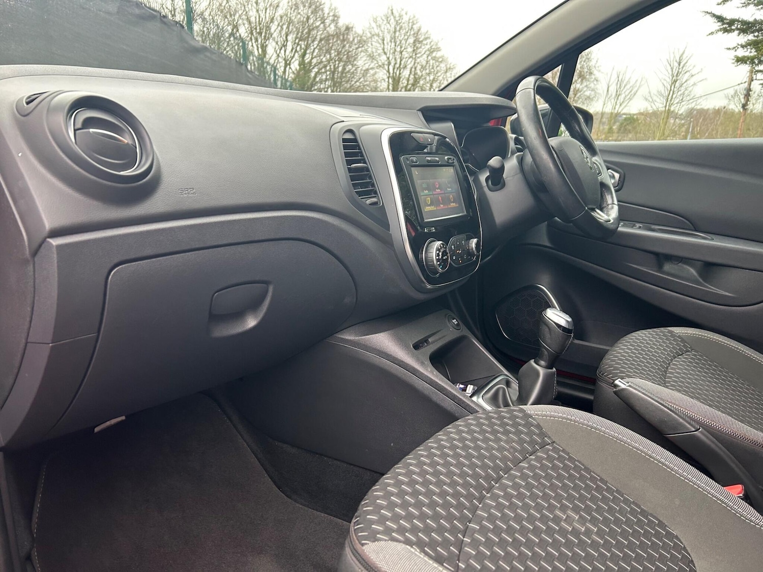 Used Renault Captur 2018 for sale - 77143153: Photo 10