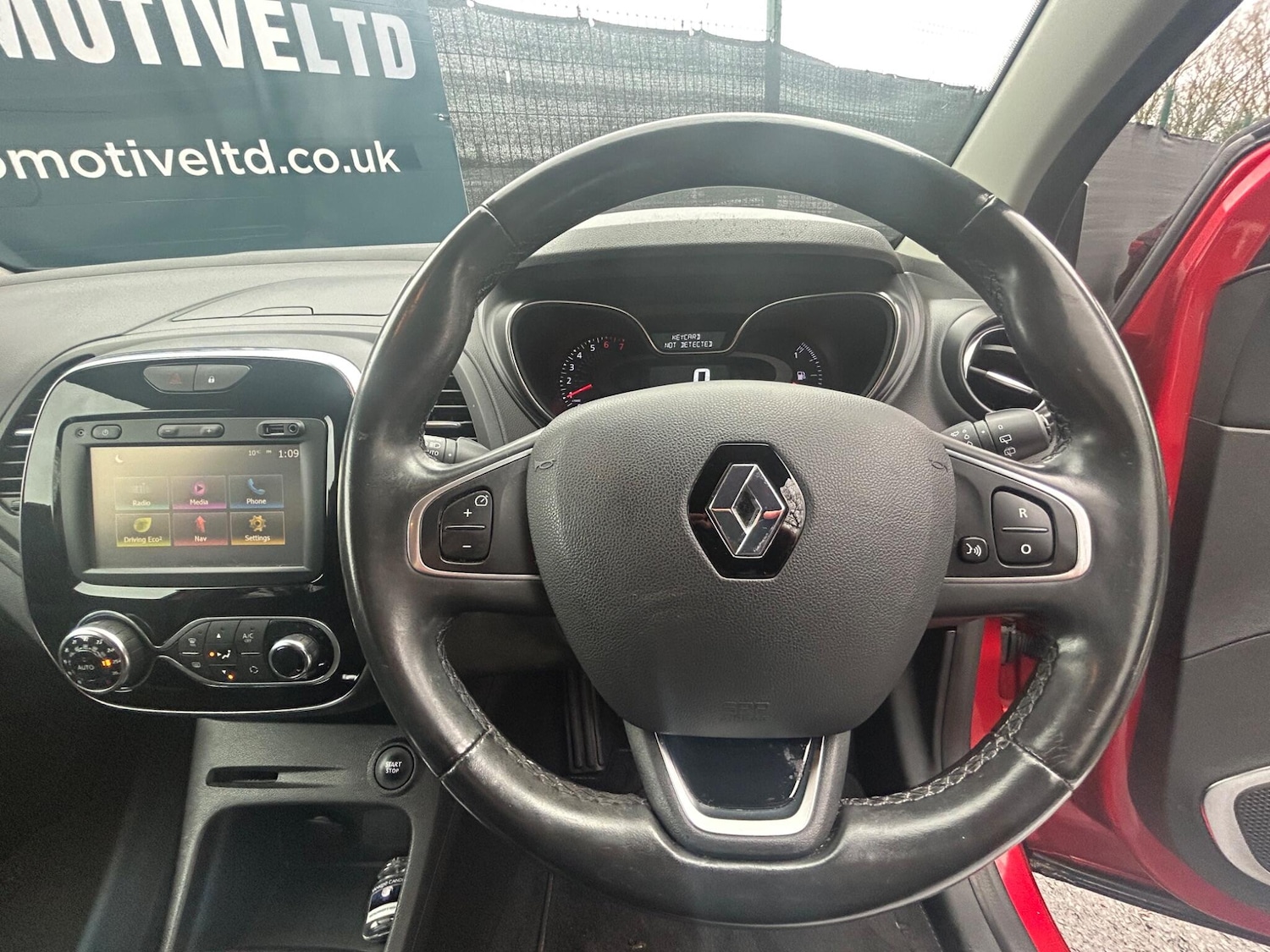 Used Renault Captur 2018 for sale - 77143153: Photo 26