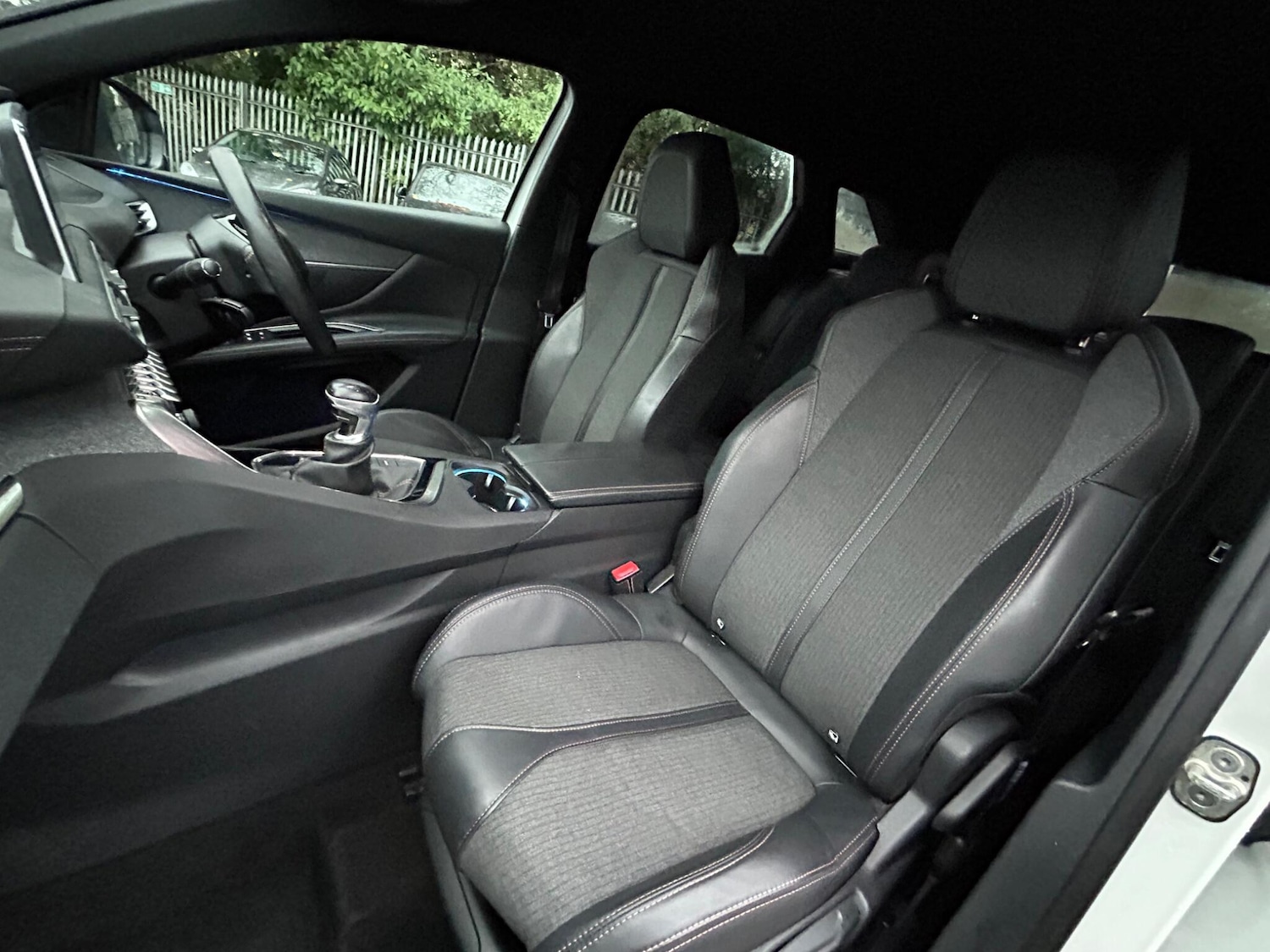 Used Peugeot 3008 2017 for sale - 76765465: Photo 14