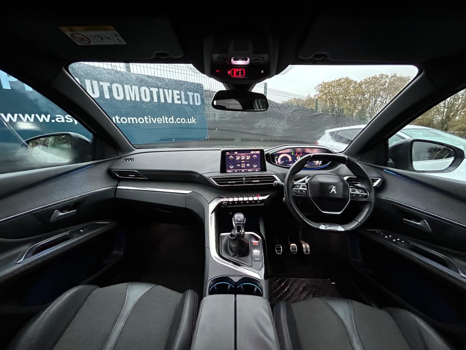 Used Peugeot 3008 2017 for sale - 76765465: Photo 19