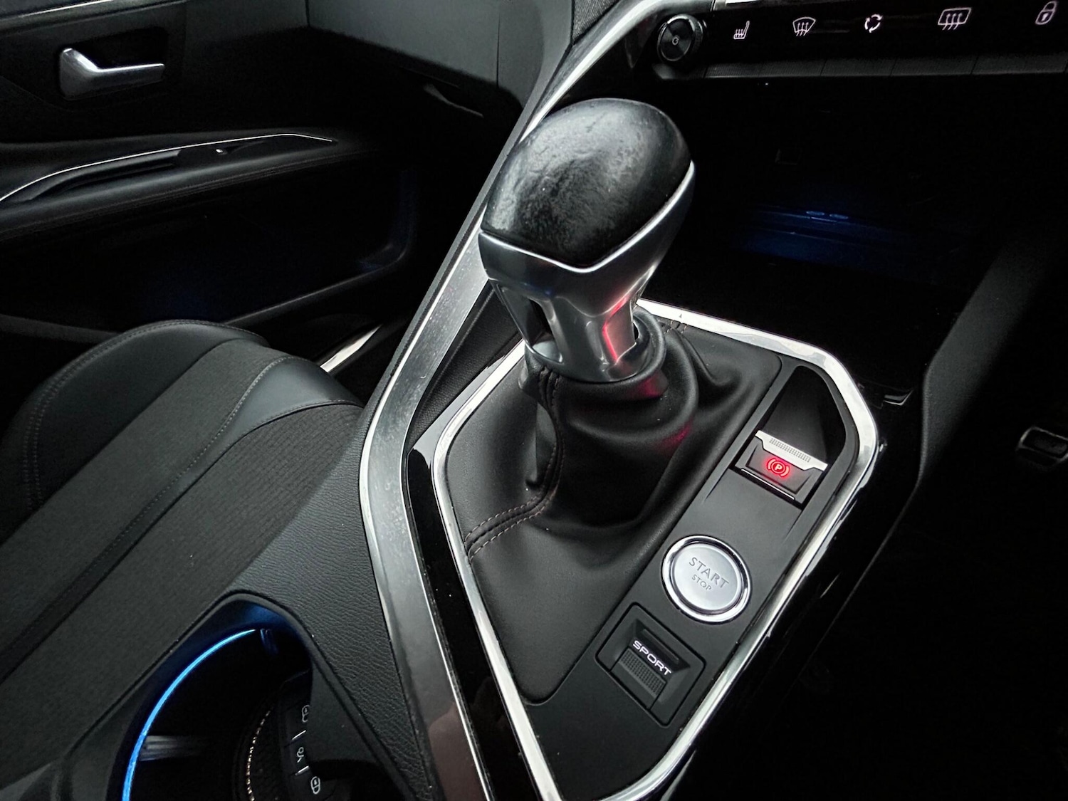 Used Peugeot 3008 2017 for sale - 76765465: Photo 21