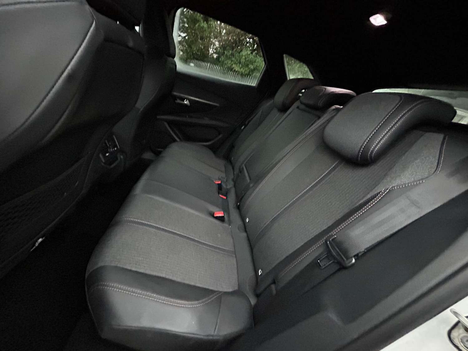 Used Peugeot 3008 2017 for sale - 76765465: Photo 22