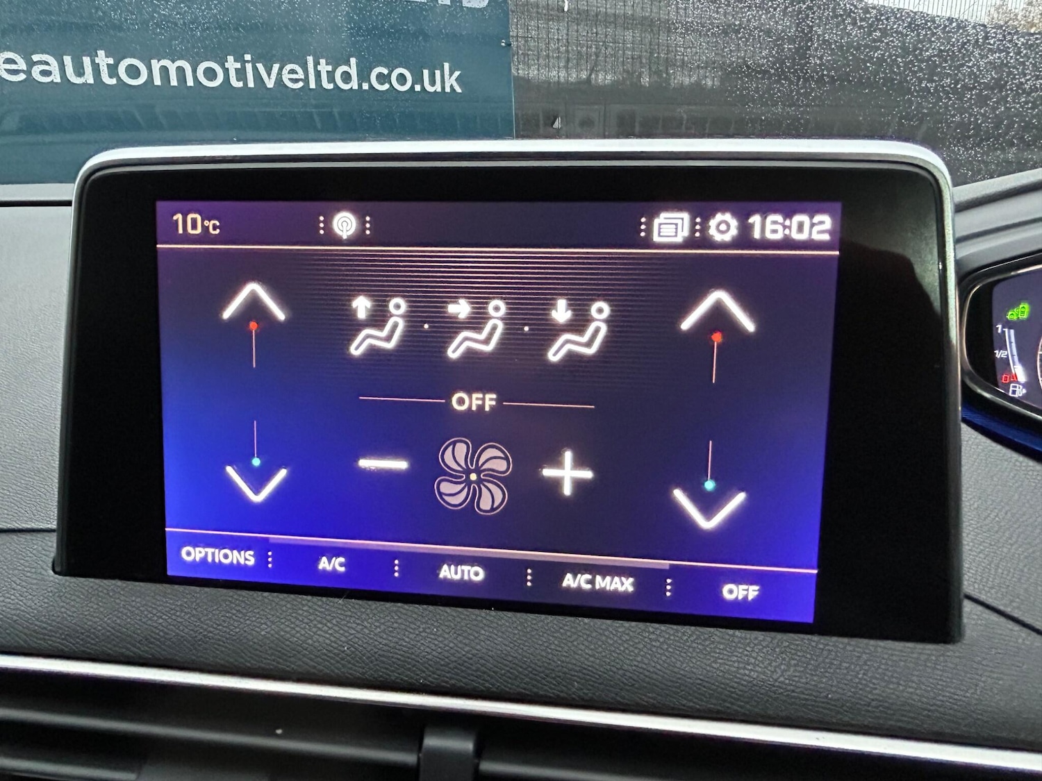 Used Peugeot 3008 2017 for sale - 76765465: Photo 34