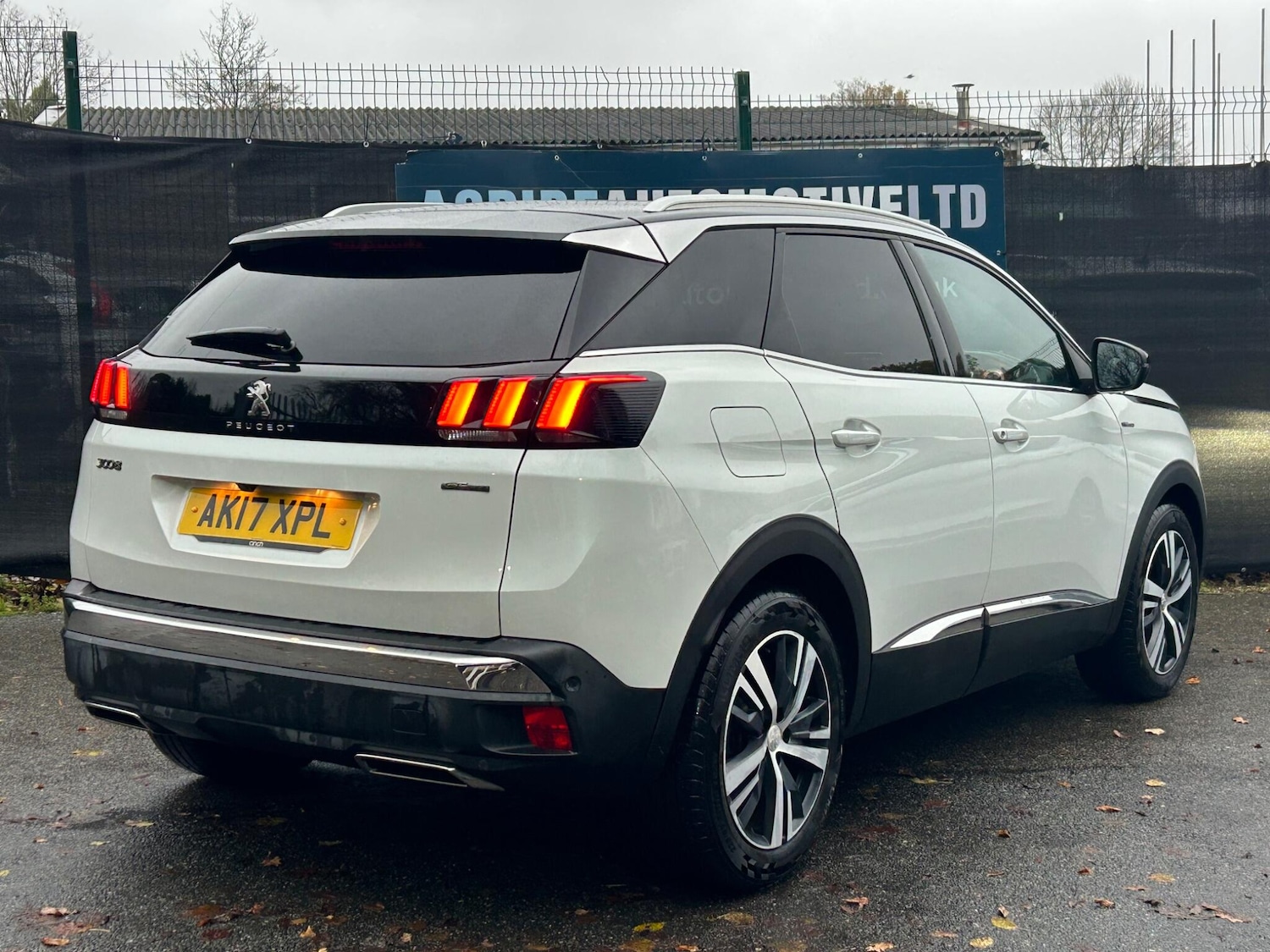 Used Peugeot 3008 2017 for sale - 76765465: Photo 6
