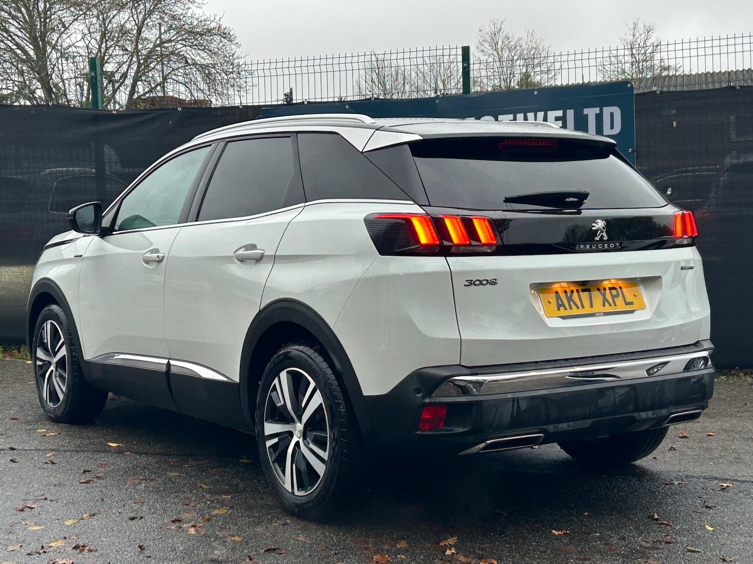 Used Peugeot 3008 2017 for sale - 76765465: Photo 7