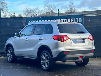 Used Suzuki Vitara 2016 for sale - 76953219: Photo