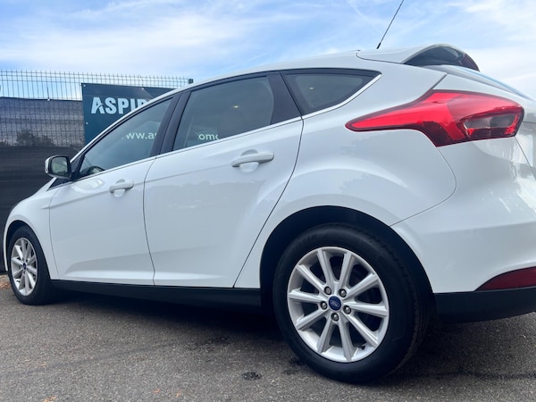Used Ford Focus 2016 for sale - 76269947: Photo 10
