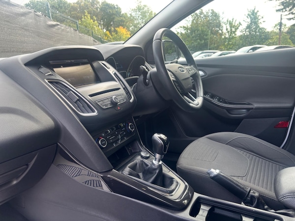 Used Ford Focus 2016 for sale - 76269947: Photo 20