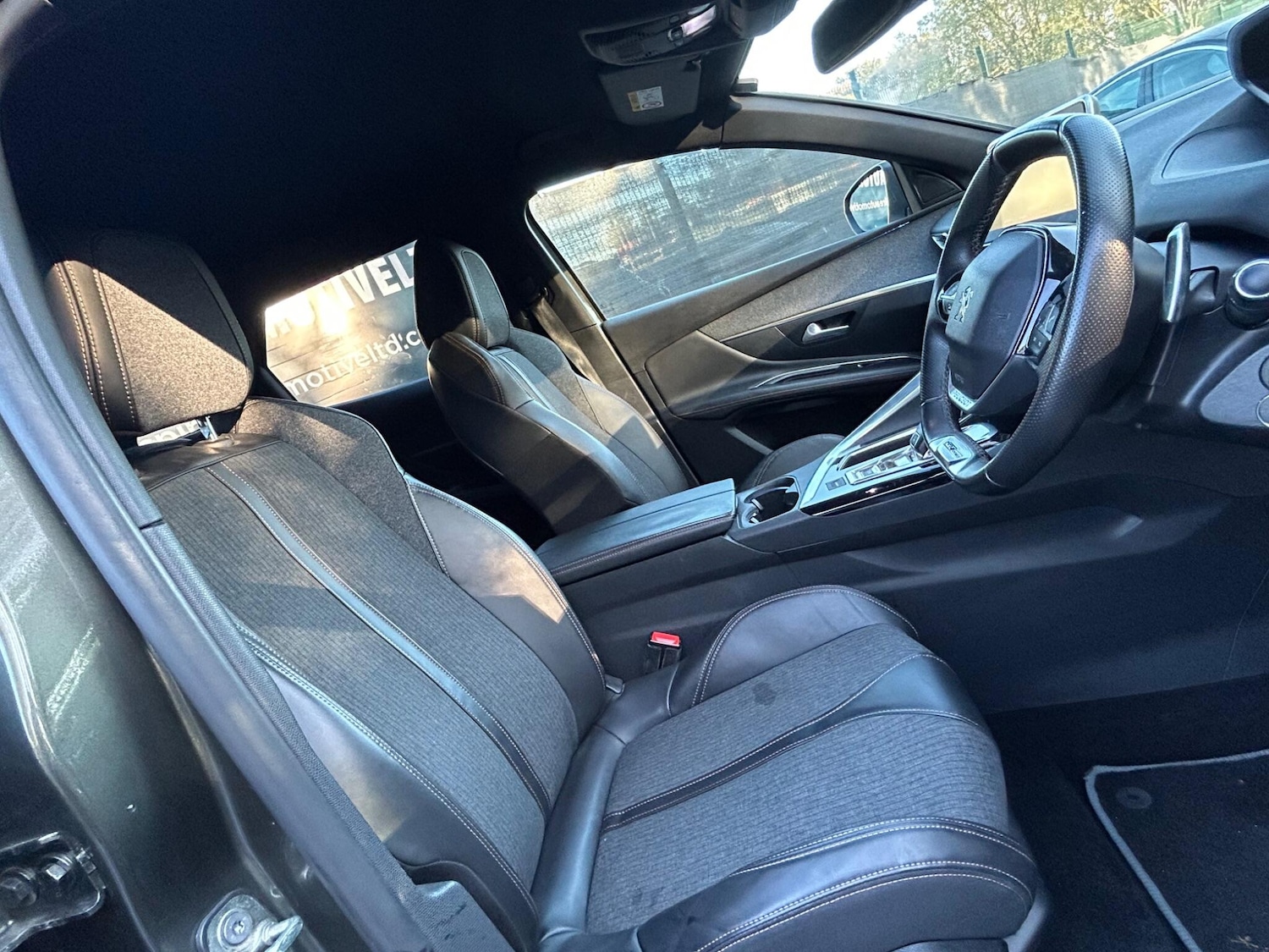 Used Peugeot 3008 2017 for sale - 76953139: Photo 14