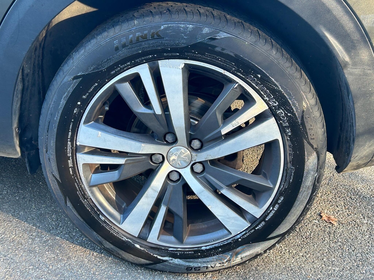 Used Peugeot 3008 2017 for sale - 76953139: Photo 26