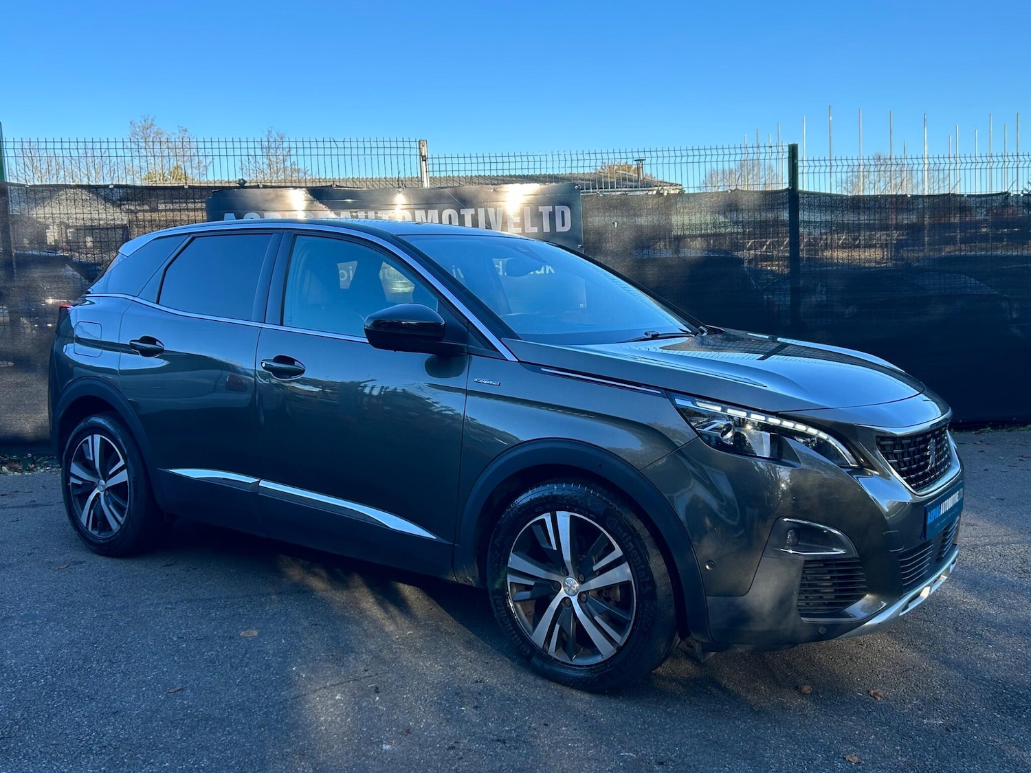 Used Peugeot 3008 2017 for sale - 76953139: Photo 5