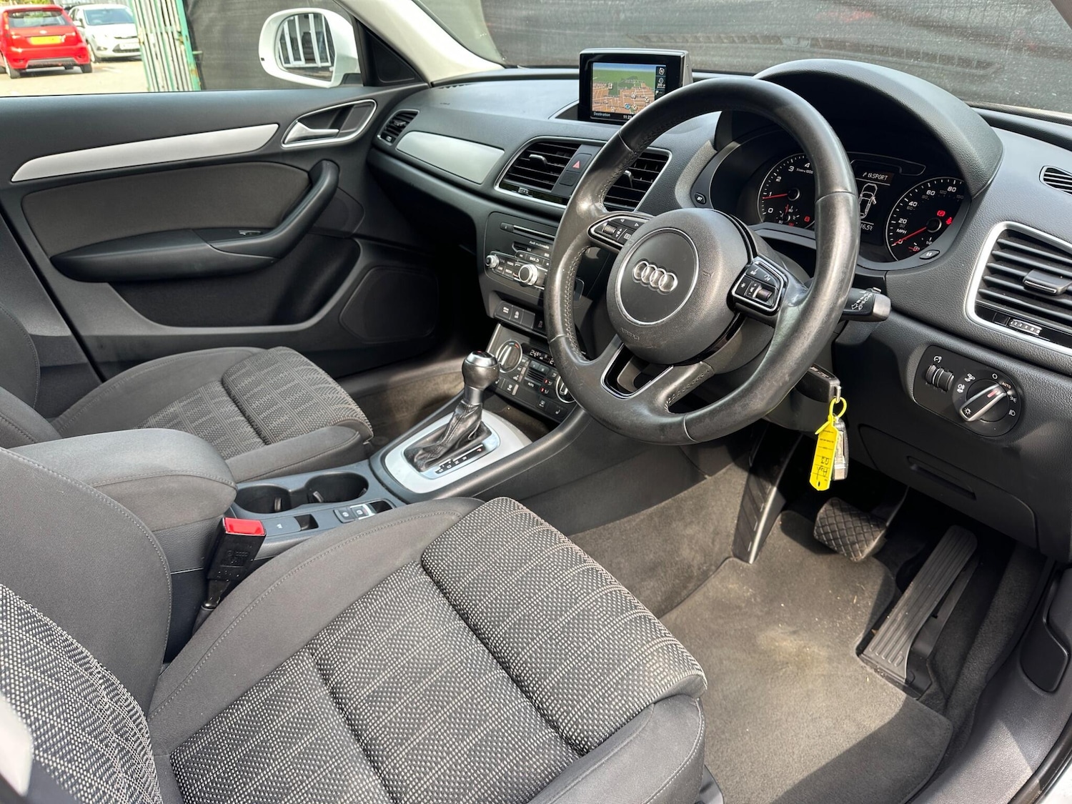 Used Audi Q3 2018 for sale - 76122507: Photo 16