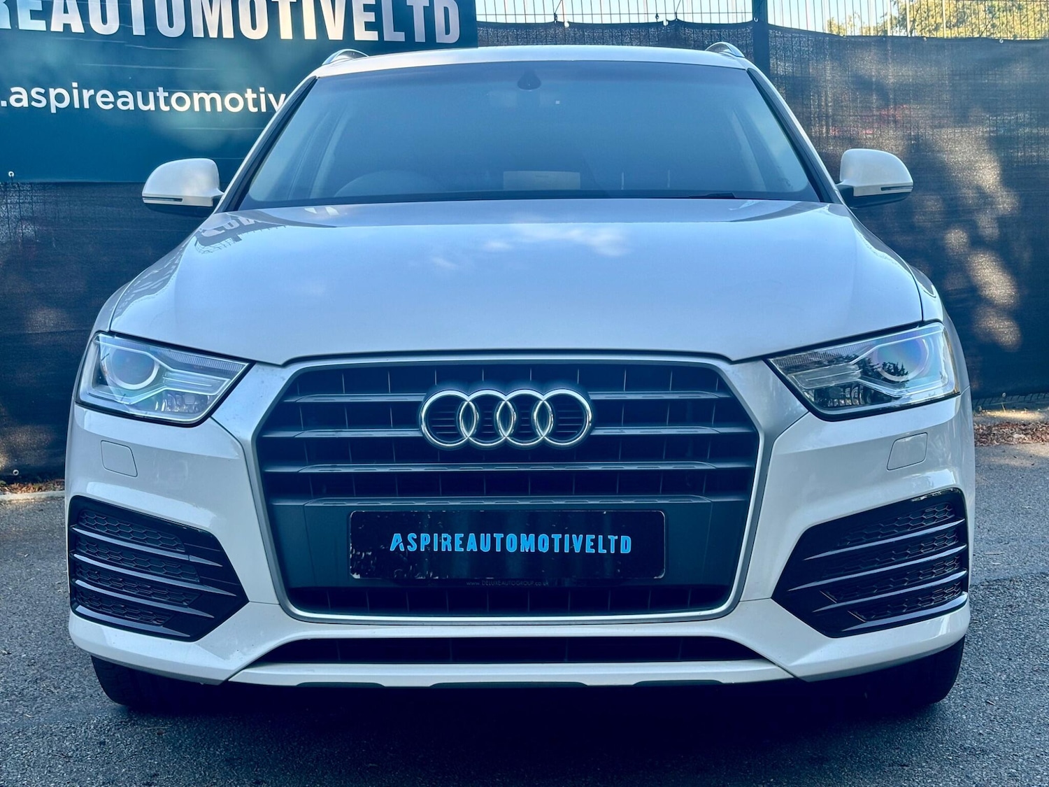 Used Audi Q3 2018 for sale - 76122507: Photo 2