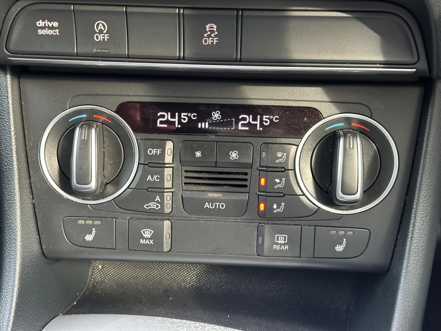 Used Audi Q3 2018 for sale - 76122507: Photo 32
