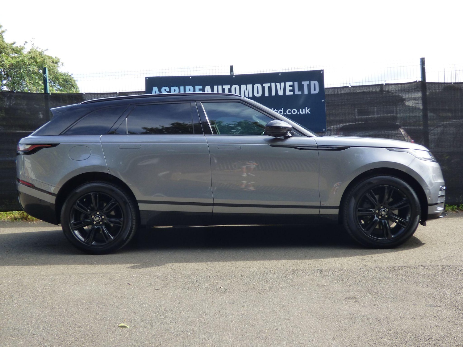 Used Land Rover Range Rover Velar 2021 for sale - 76136925: Photo 11