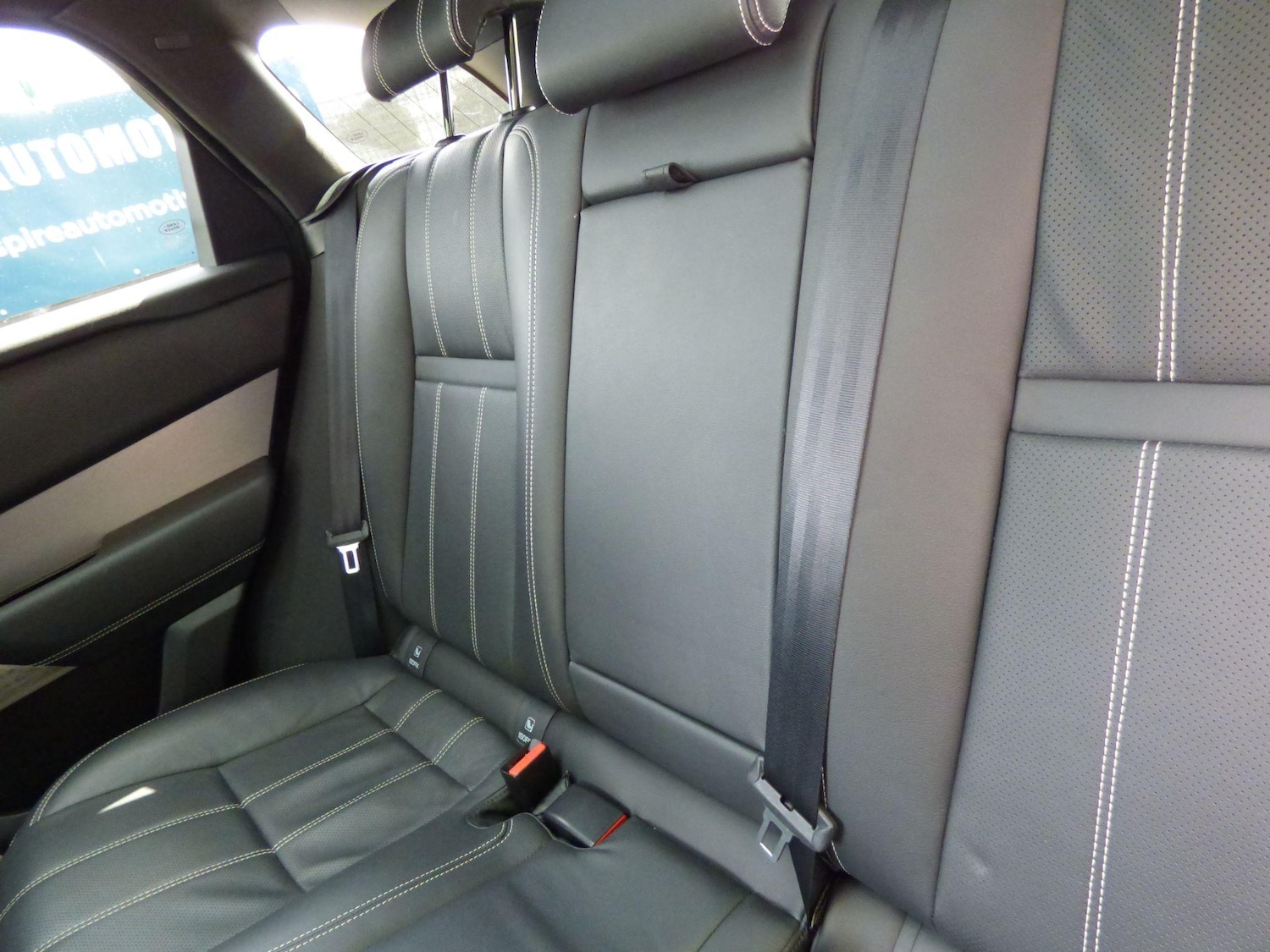 Used Land Rover Range Rover Velar 2021 for sale - 76136925: Photo 32