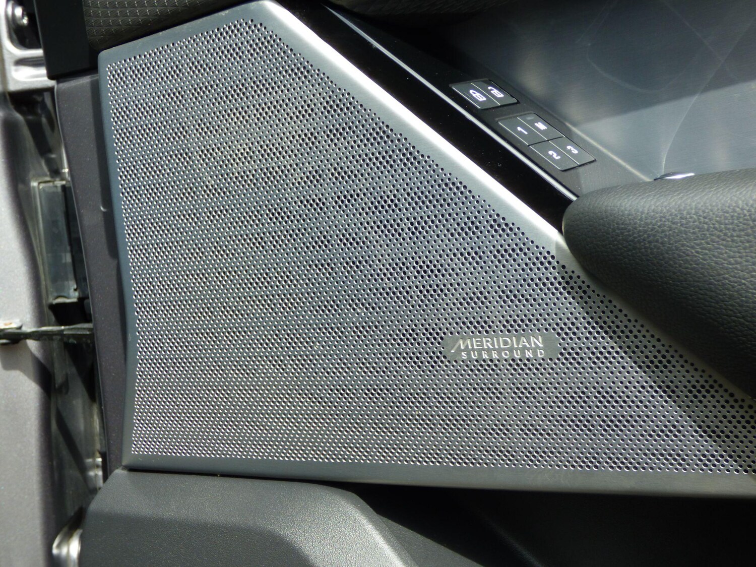 Used Land Rover Range Rover Velar 2021 for sale - 76136925: Photo 41